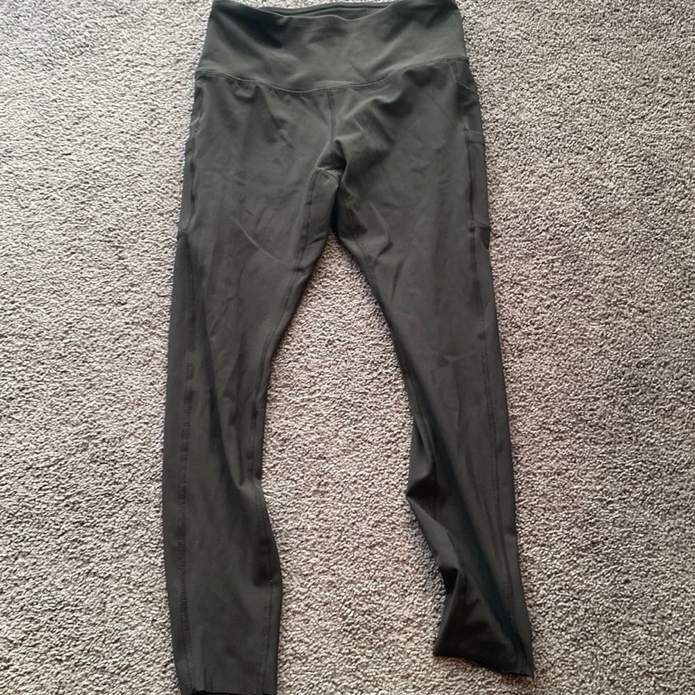 RBX running leggings with pockets. Capri length.